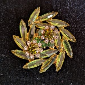 Vintage Juliana DeLizza & Elster Green Navette Brooch